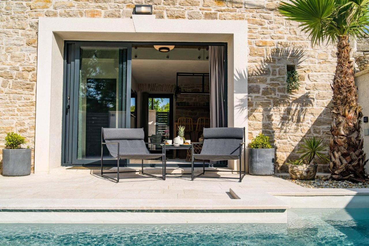 Pridraga Stone House With Pool Poetaヴィラ エクステリア 写真